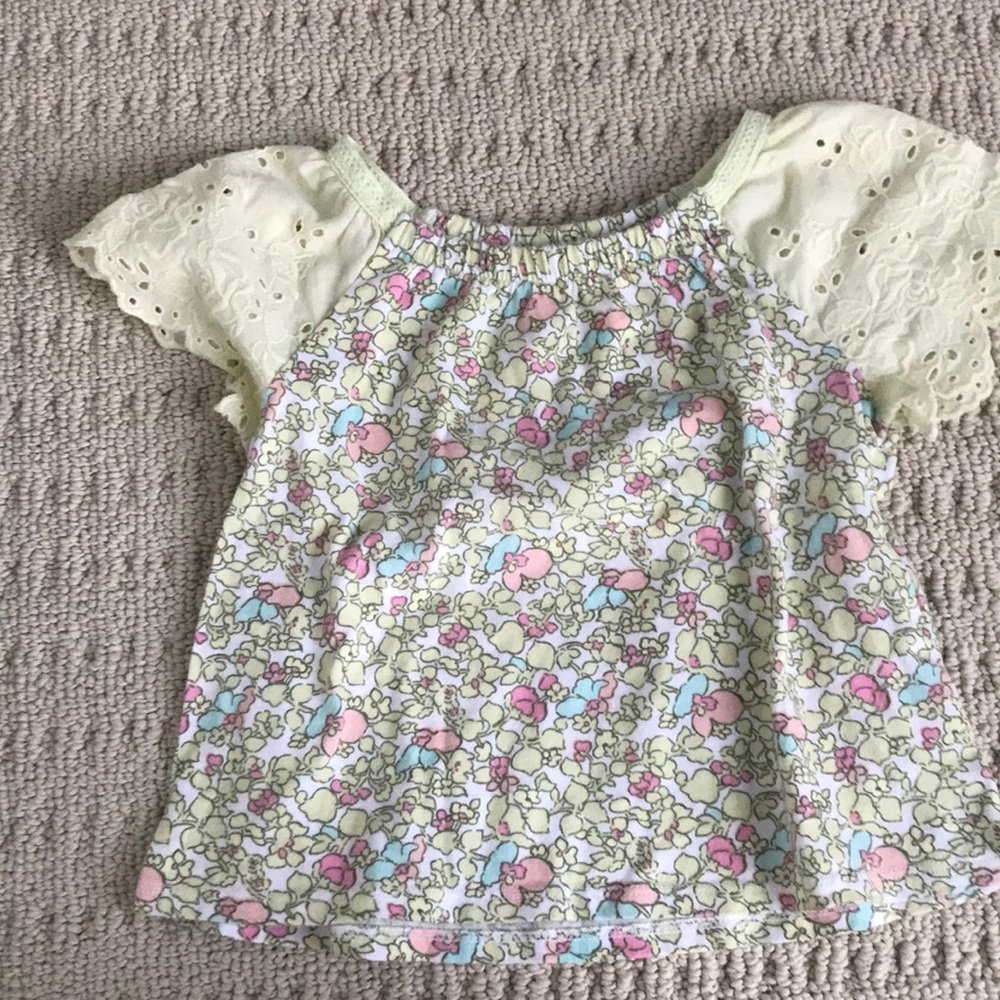 4T floral top